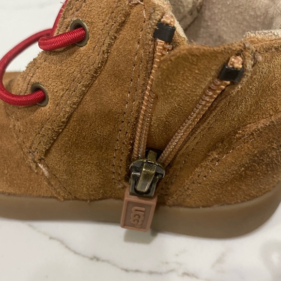 UGG Kristan chukka boots toddler size 2/3 - Picture 3 of 7
